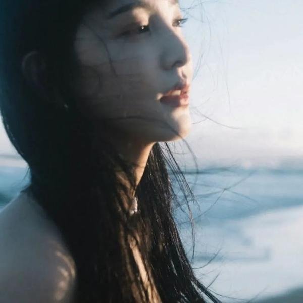 阳光下的葡萄干